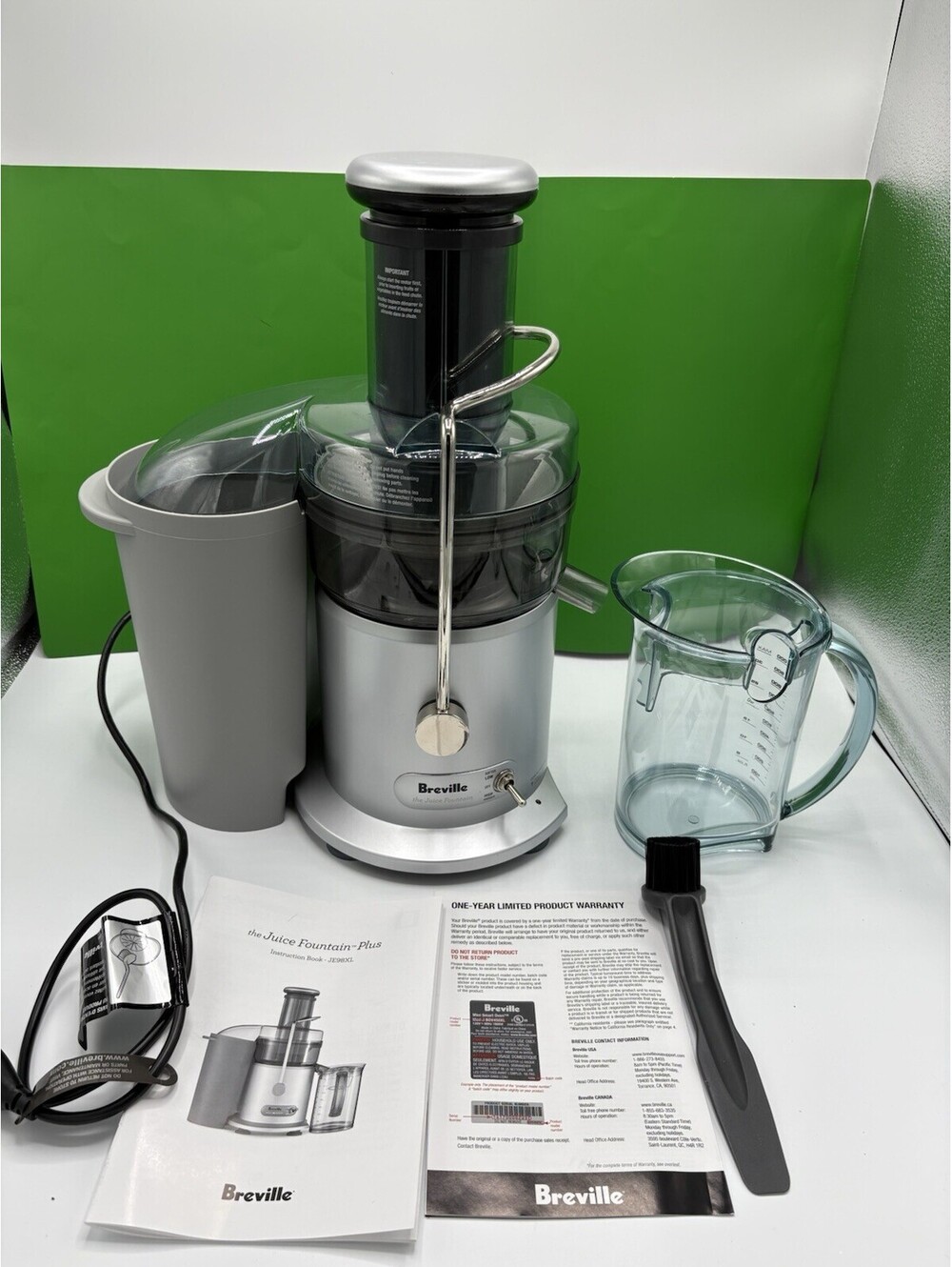 Breville JE98XL Juice Fountain Plus Complete Kit w/ Accessories + Box